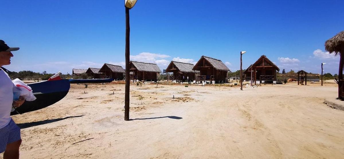 Cap Kimony Hotel Morondava Exterior foto